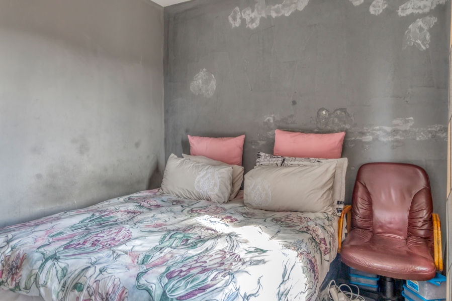 2 Bedroom Property for Sale in Fleurhof Gauteng