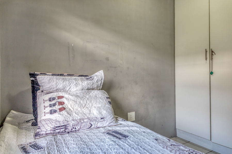 2 Bedroom Property for Sale in Fleurhof Gauteng