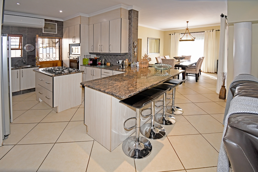 3 Bedroom Property for Sale in North Riding Gauteng