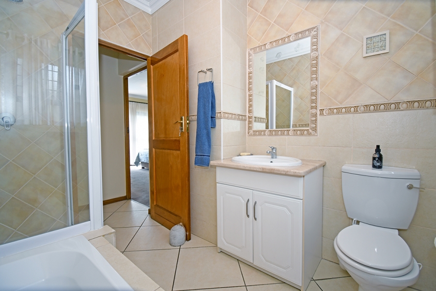3 Bedroom Property for Sale in North Riding Gauteng