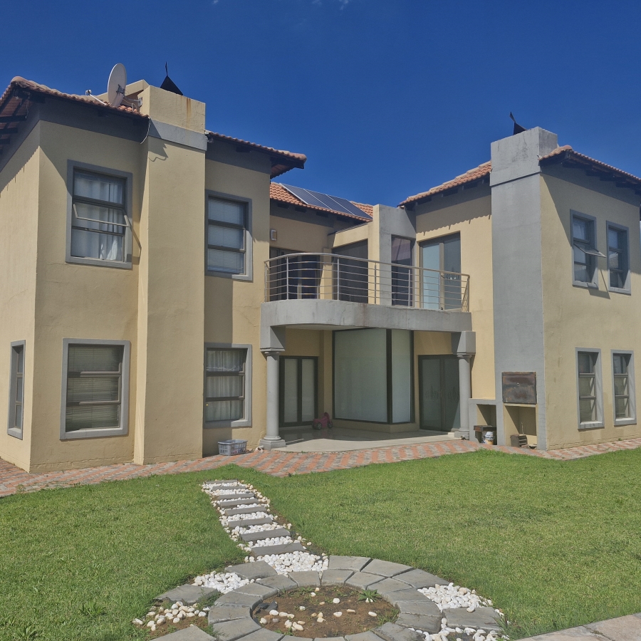 5 Bedroom Property for Sale in Savannah Country Estate Gauteng