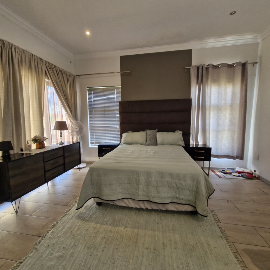 5 Bedroom Property for Sale in Savannah Country Estate Gauteng