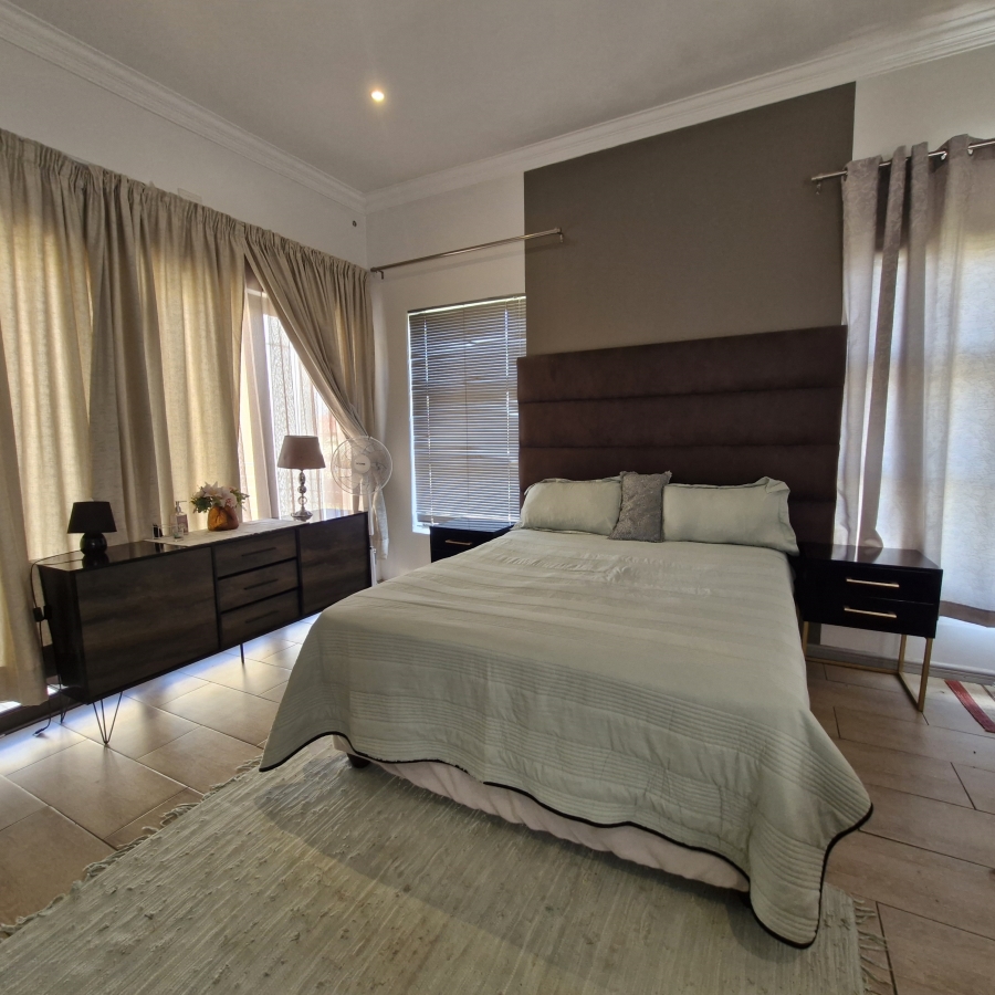 5 Bedroom Property for Sale in Savannah Country Estate Gauteng