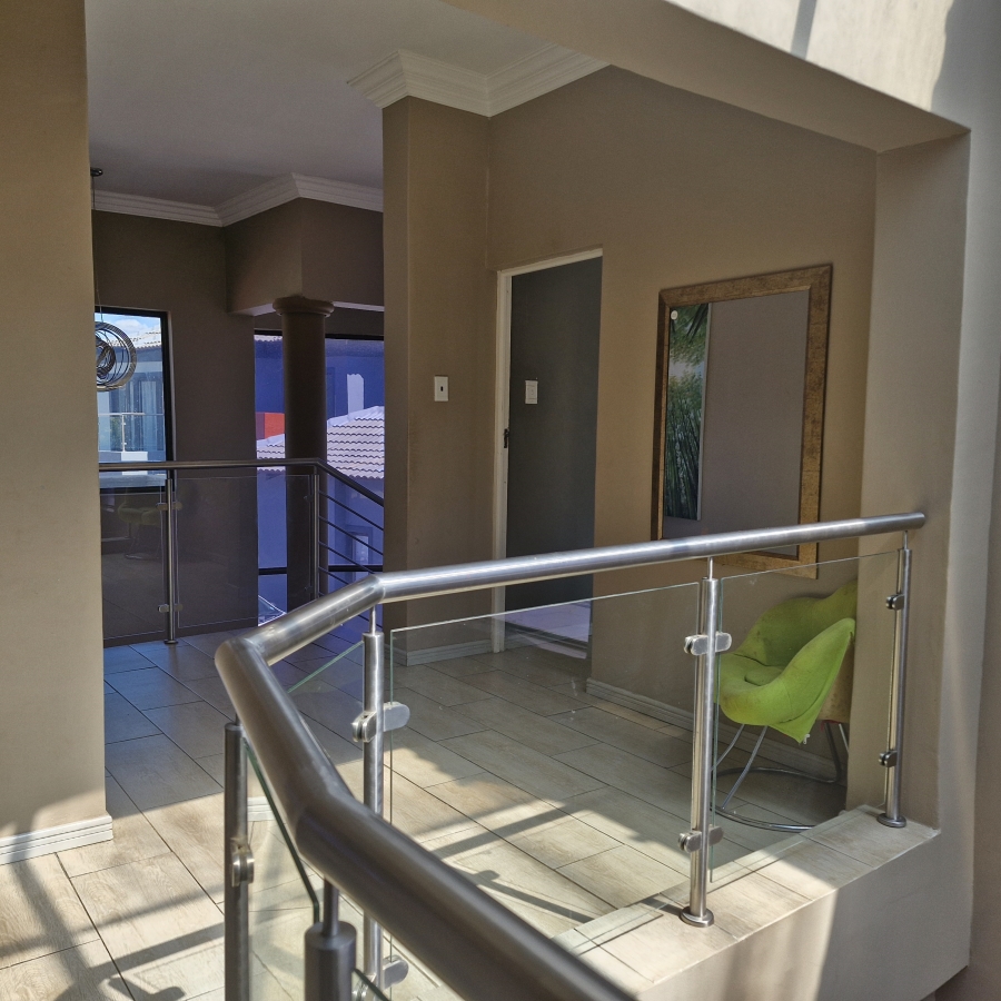 5 Bedroom Property for Sale in Savannah Country Estate Gauteng
