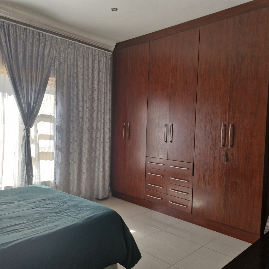 5 Bedroom Property for Sale in Savannah Country Estate Gauteng