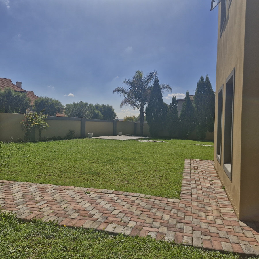 5 Bedroom Property for Sale in Savannah Country Estate Gauteng