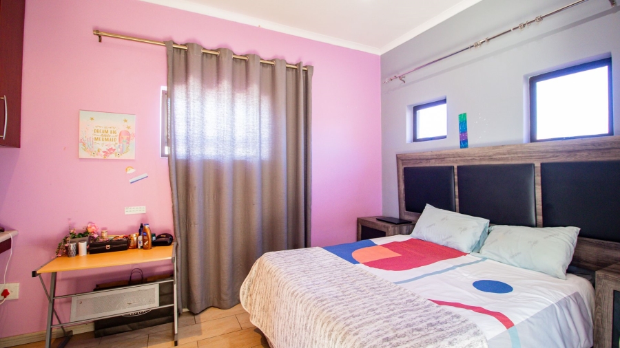 5 Bedroom Property for Sale in Savannah Country Estate Gauteng