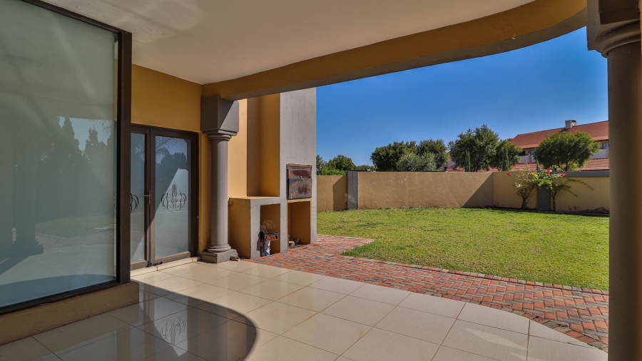 5 Bedroom Property for Sale in Savannah Country Estate Gauteng
