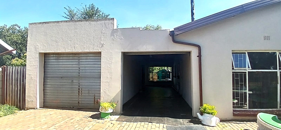 3 Bedroom Property for Sale in Rothdene Gauteng