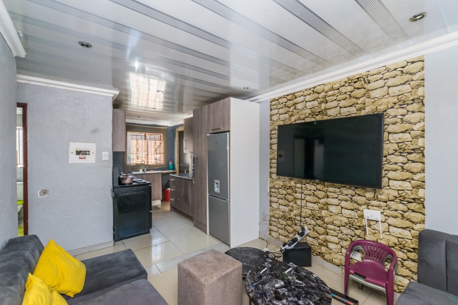 2 Bedroom Property for Sale in Dobsonville Ext 4 Gauteng