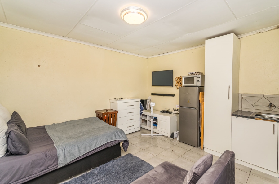 2 Bedroom Property for Sale in Dobsonville Ext 4 Gauteng