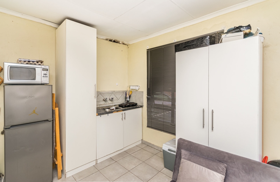 2 Bedroom Property for Sale in Dobsonville Ext 4 Gauteng