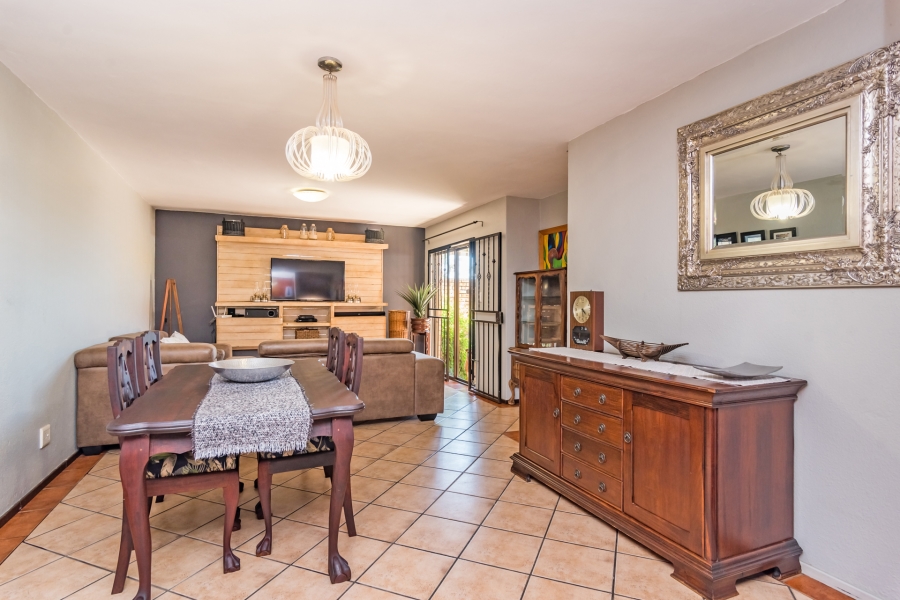 3 Bedroom Property for Sale in Noordheuwel Gauteng