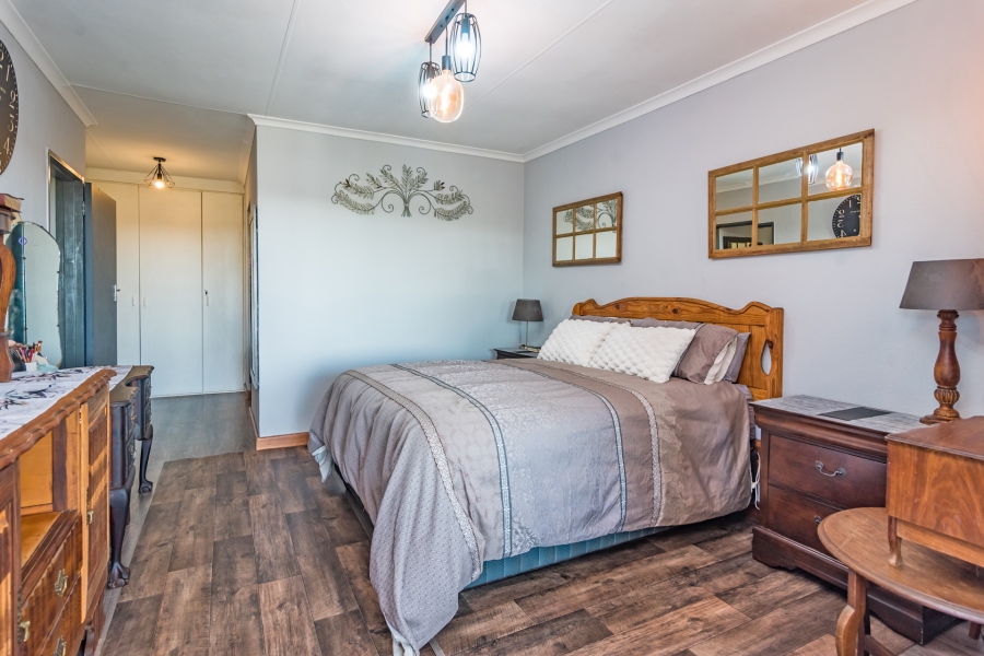 3 Bedroom Property for Sale in Noordheuwel Gauteng