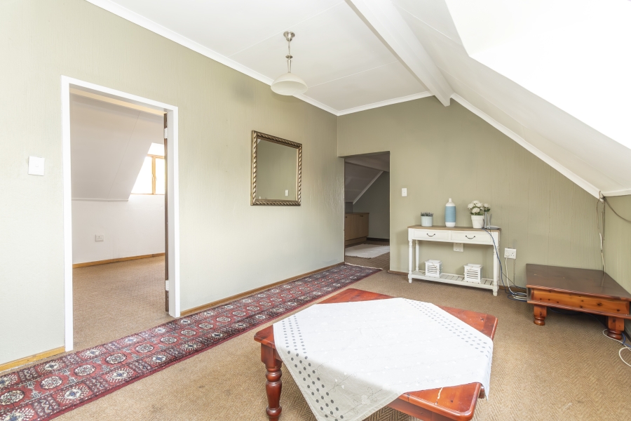 4 Bedroom Property for Sale in Douglasdale Gauteng
