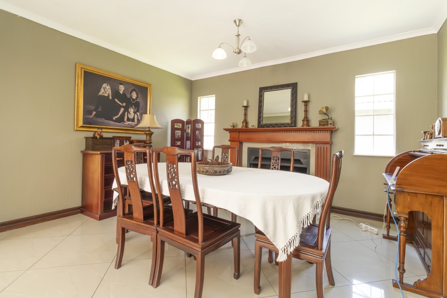 4 Bedroom Property for Sale in Douglasdale Gauteng