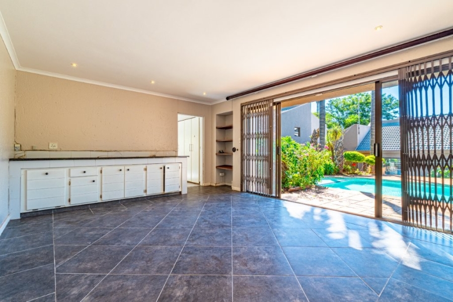 4 Bedroom Property for Sale in Bedfordview Gauteng