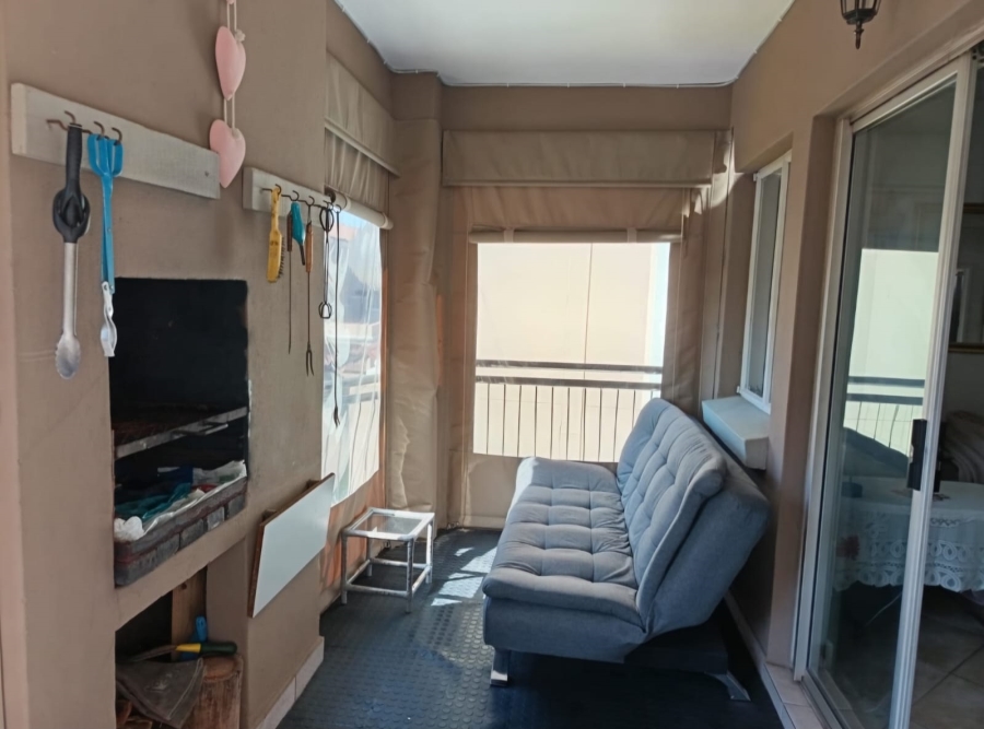 2 Bedroom Property for Sale in Glen Marais Gauteng