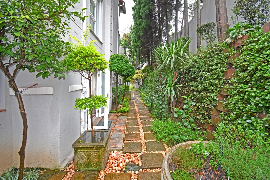3 Bedroom Property for Sale in Morningside Gauteng