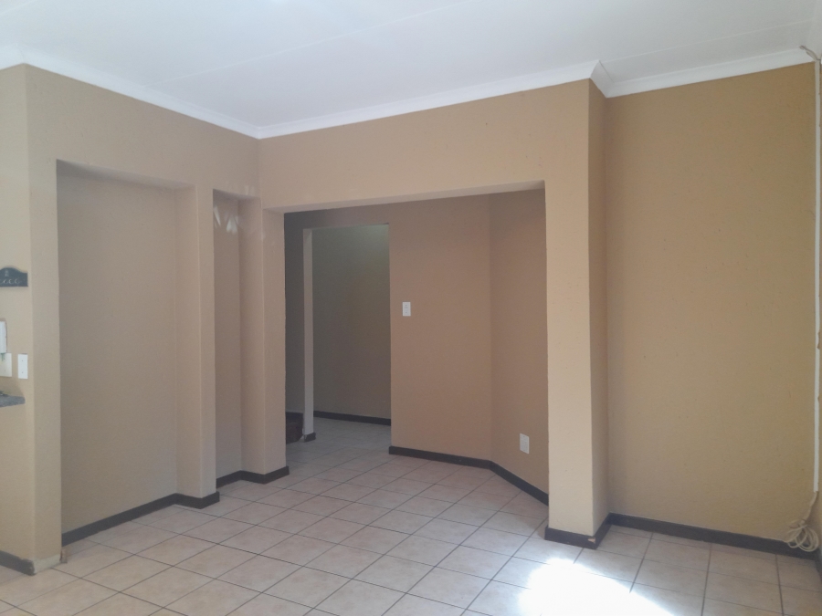 To Let 3 Bedroom Property for Rent in Douglasdale Gauteng