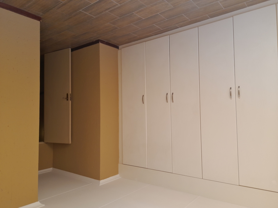 To Let 3 Bedroom Property for Rent in Douglasdale Gauteng