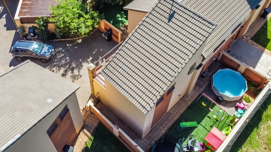 3 Bedroom Property for Sale in Sugar Bush Estate Gauteng