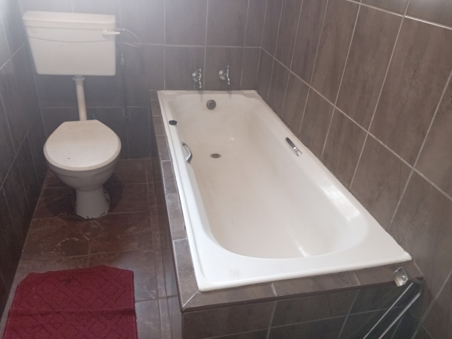 3 Bedroom Property for Sale in Leachville Gauteng