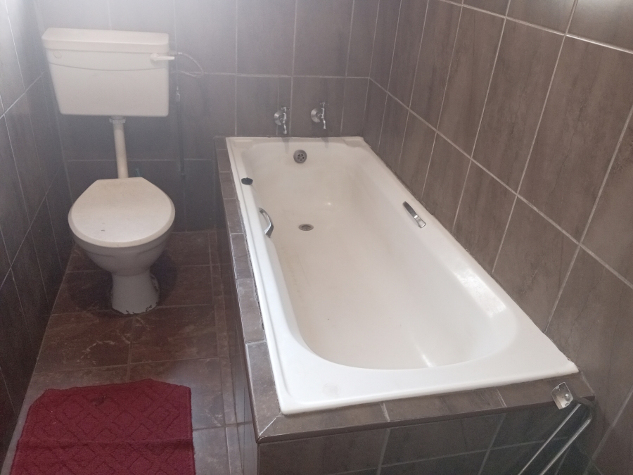 3 Bedroom Property for Sale in Leachville Gauteng