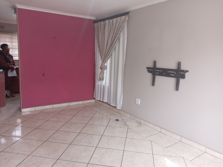 3 Bedroom Property for Sale in Leachville Gauteng