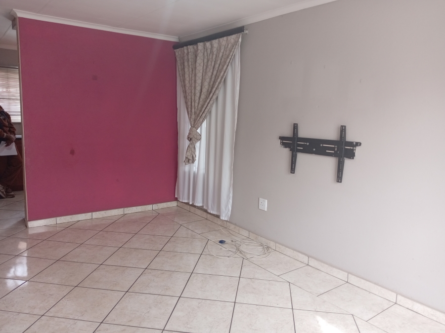 3 Bedroom Property for Sale in Leachville Gauteng
