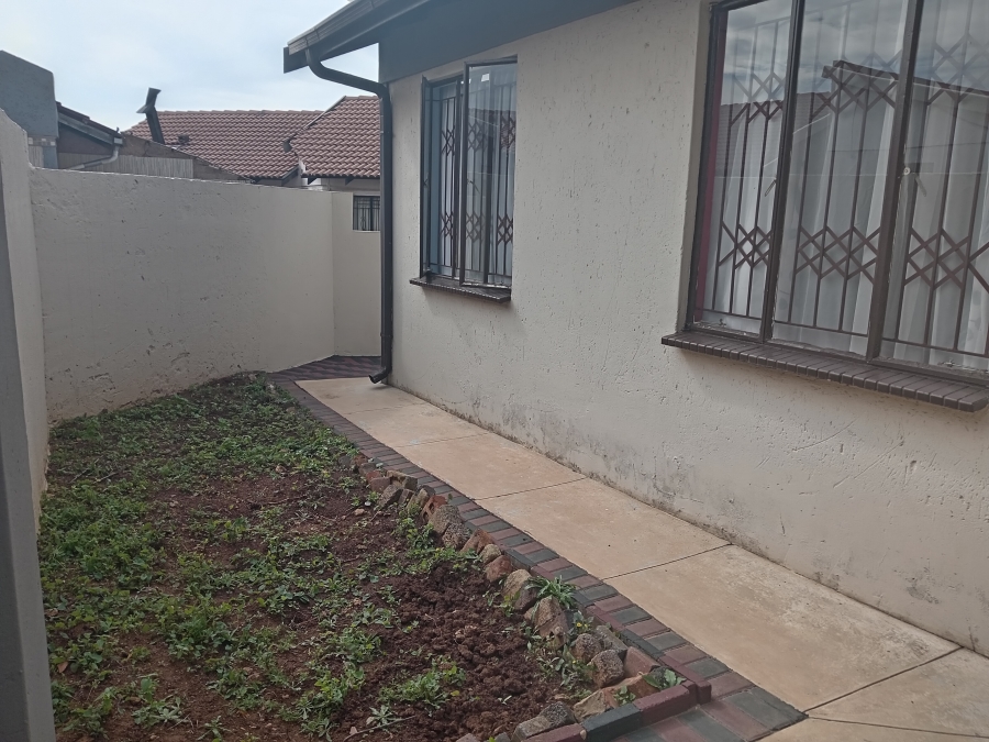3 Bedroom Property for Sale in Leachville Gauteng