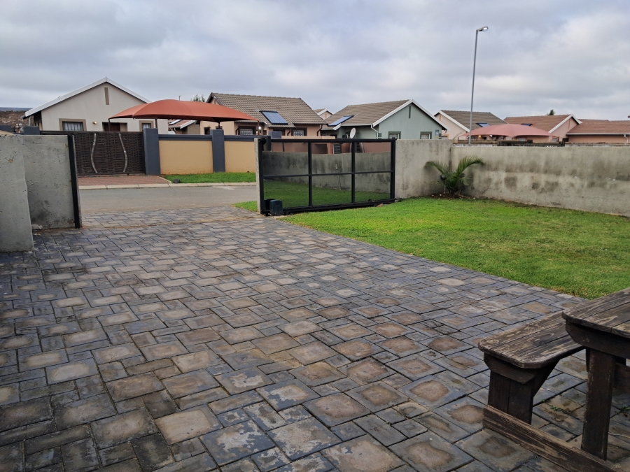 3 Bedroom Property for Sale in Salfin Gauteng