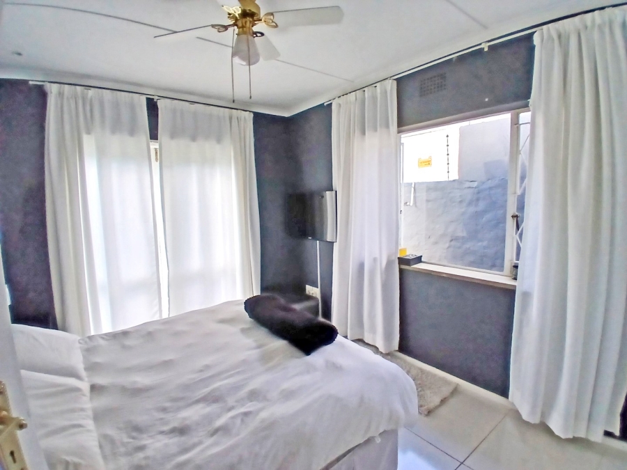 To Let 3 Bedroom Property for Rent in Norwood Gauteng