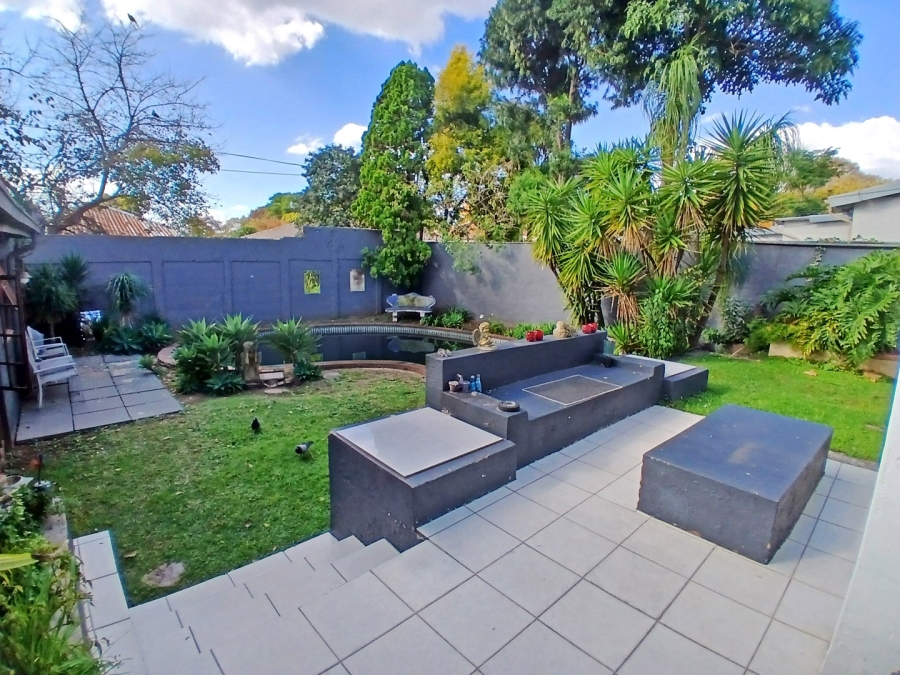 To Let 3 Bedroom Property for Rent in Norwood Gauteng