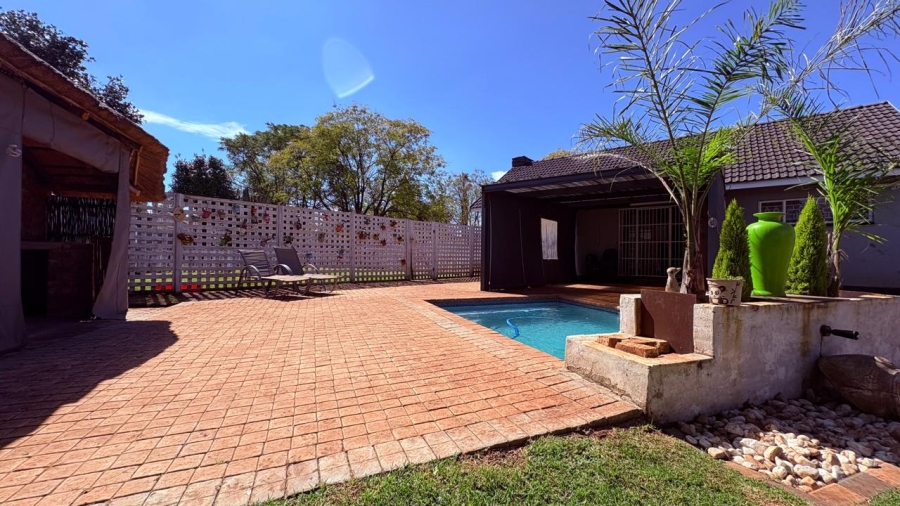 3 Bedroom Property for Sale in Brenthurst Gauteng