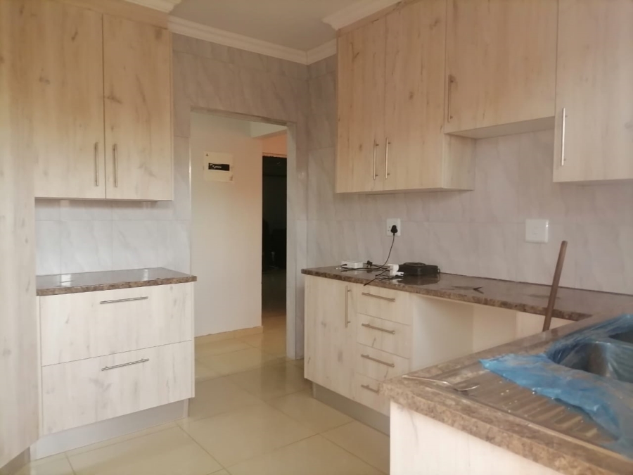 3 Bedroom Property for Sale in Geluksdal Gauteng