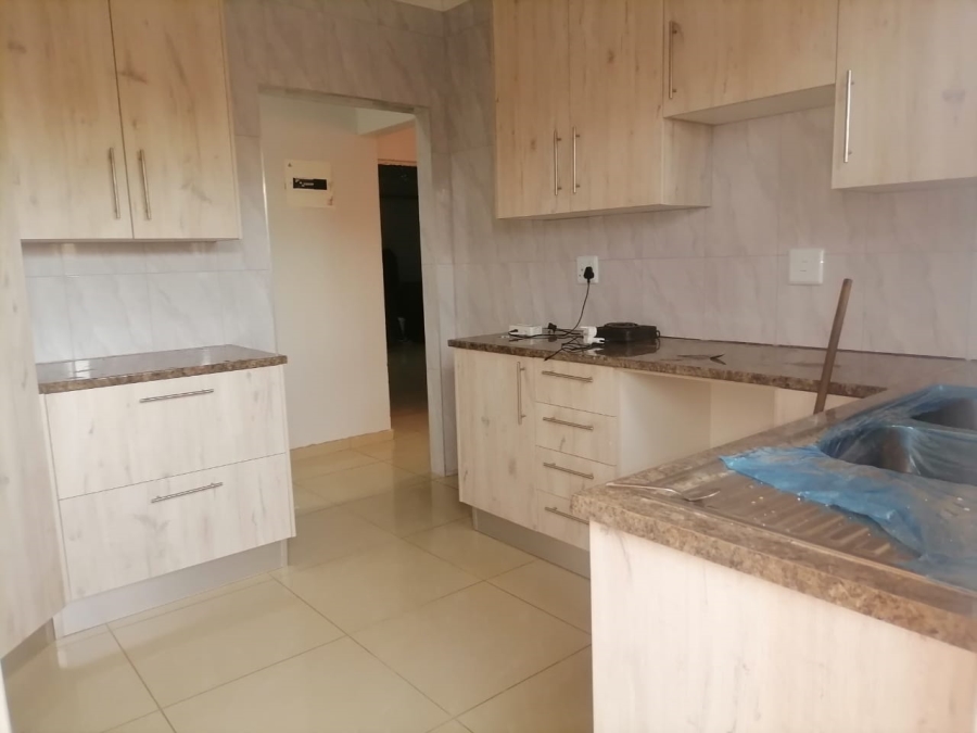 3 Bedroom Property for Sale in Geluksdal Gauteng