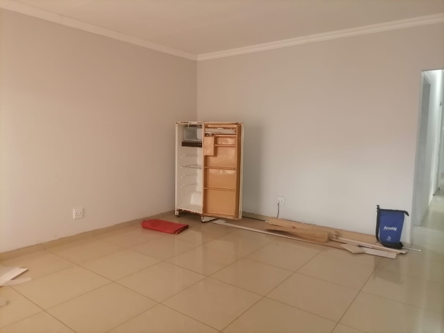 3 Bedroom Property for Sale in Geluksdal Gauteng