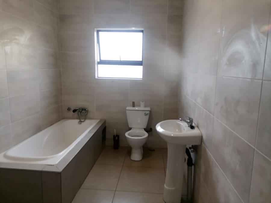 3 Bedroom Property for Sale in Geluksdal Gauteng
