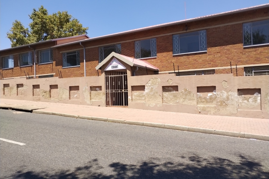 To Let 2 Bedroom Property for Rent in Turf Club Gauteng