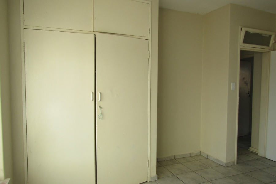 To Let 2 Bedroom Property for Rent in Turf Club Gauteng