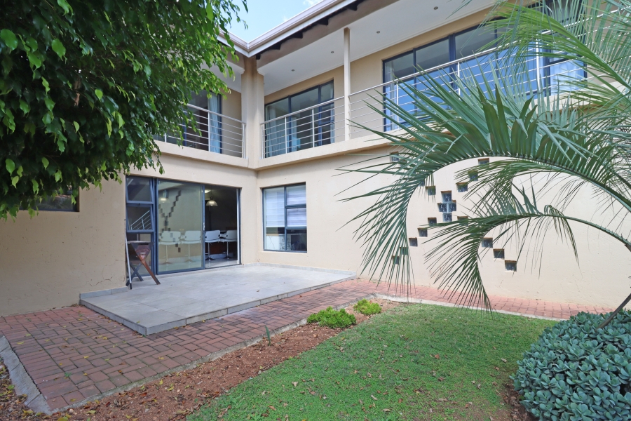 3 Bedroom Property for Sale in Thatchfield Hills Gauteng