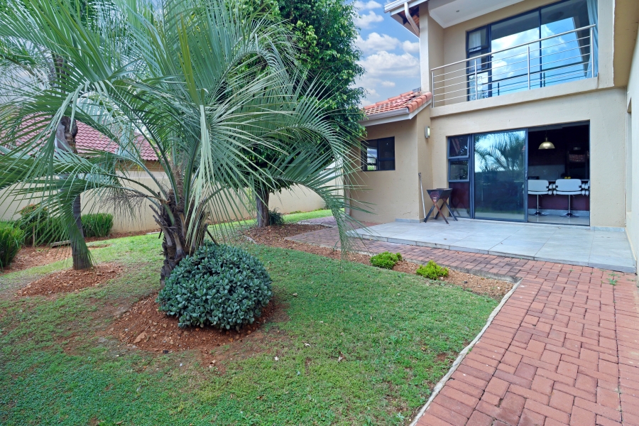 3 Bedroom Property for Sale in Thatchfield Hills Gauteng
