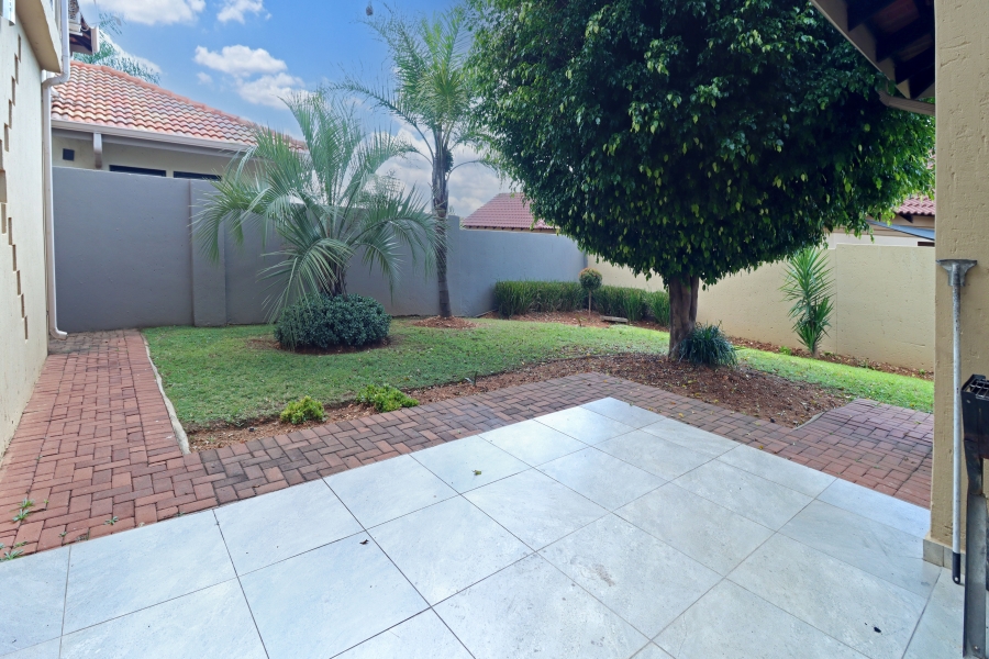 3 Bedroom Property for Sale in Thatchfield Hills Gauteng