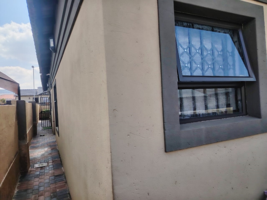 To Let 3 Bedroom Property for Rent in Elandspoort Gauteng