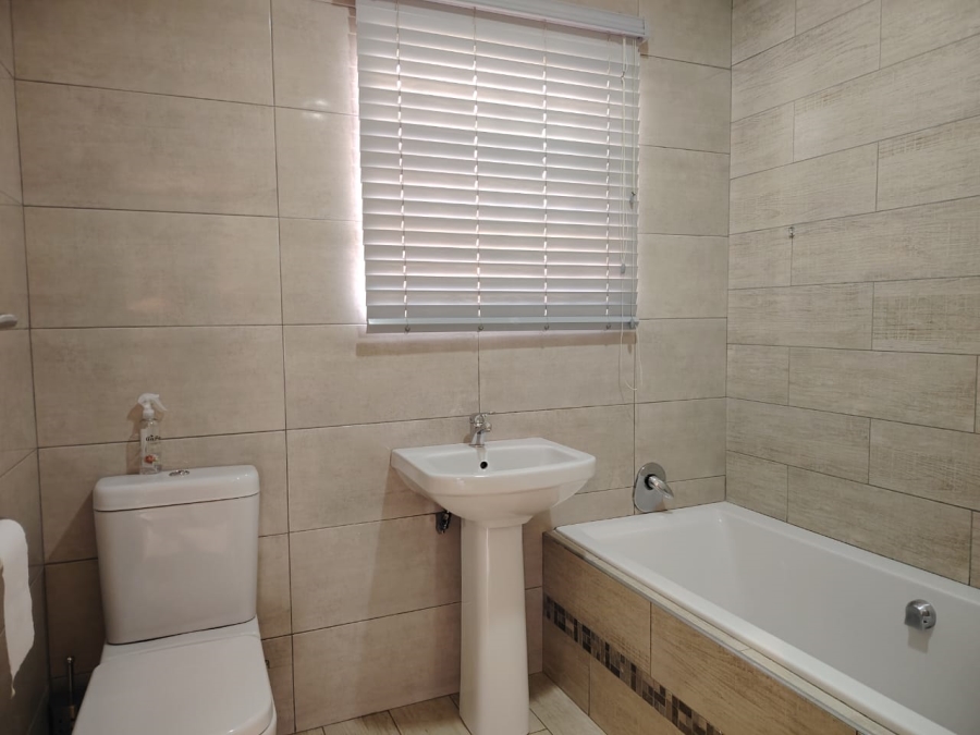 To Let 3 Bedroom Property for Rent in Elandspoort Gauteng