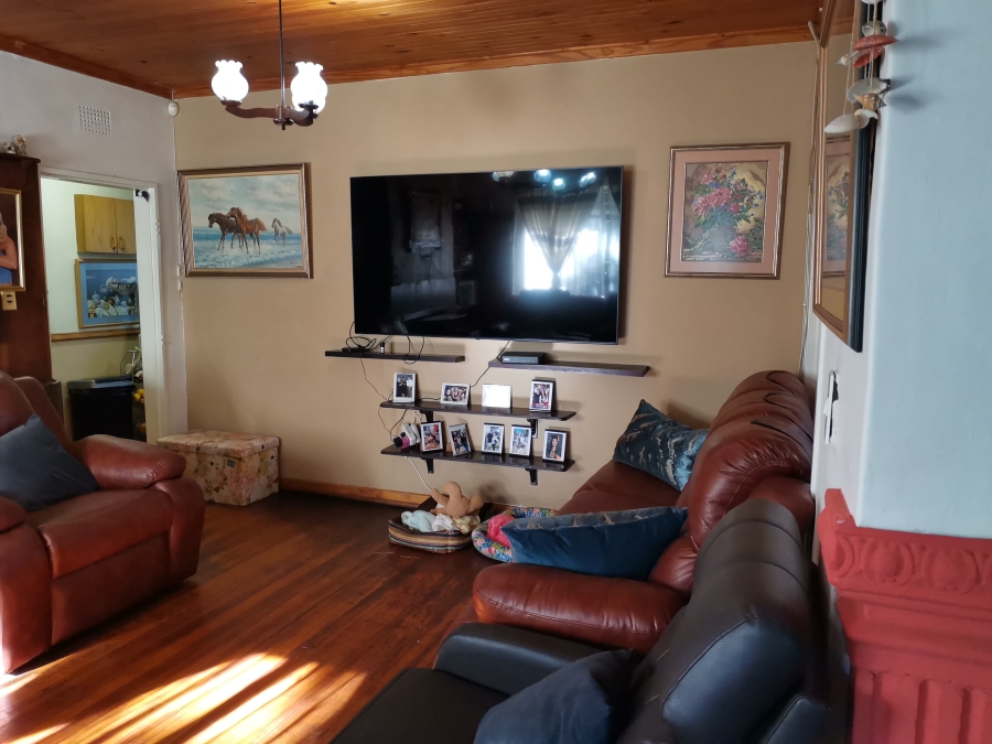 4 Bedroom Property for Sale in Struisbult Gauteng
