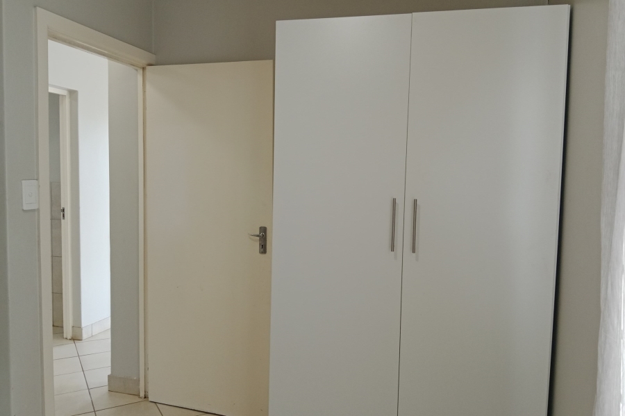 To Let 2 Bedroom Property for Rent in Glenway Estate Gauteng