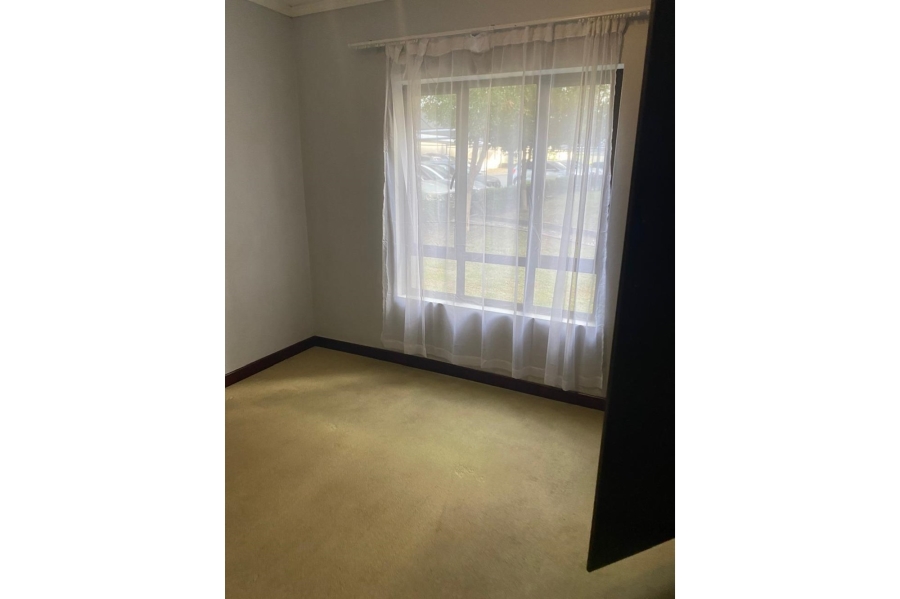 To Let 2 Bedroom Property for Rent in Noordwyk Gauteng