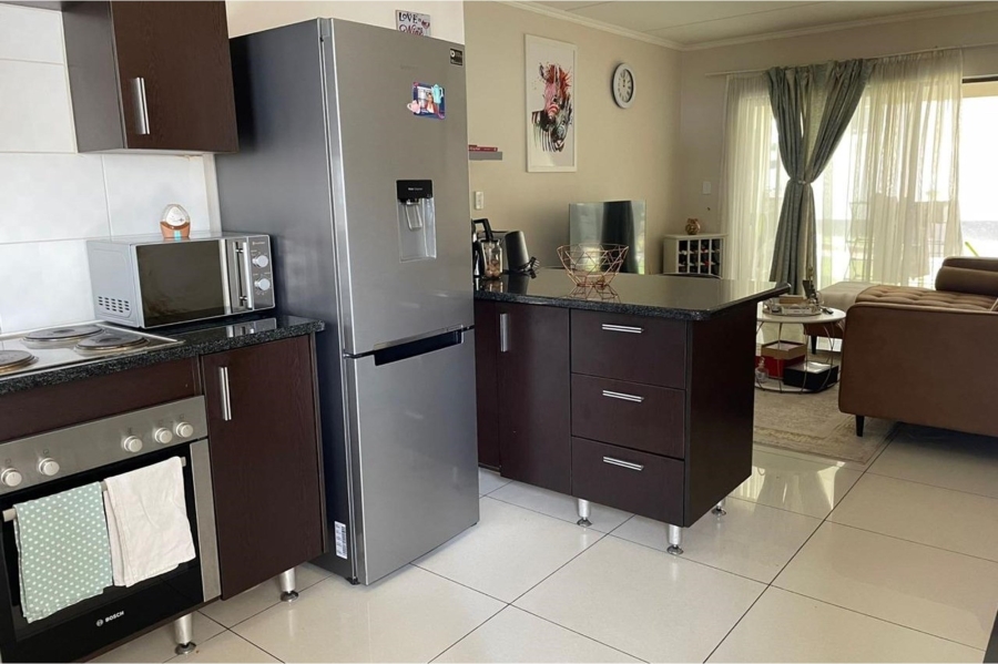 To Let 2 Bedroom Property for Rent in Noordwyk Gauteng
